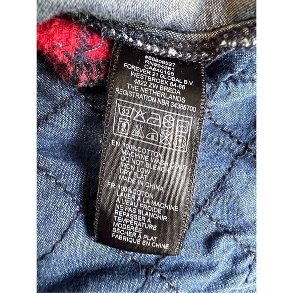 Forever 21 Premium Denim Jacket - Picture 6 of 6